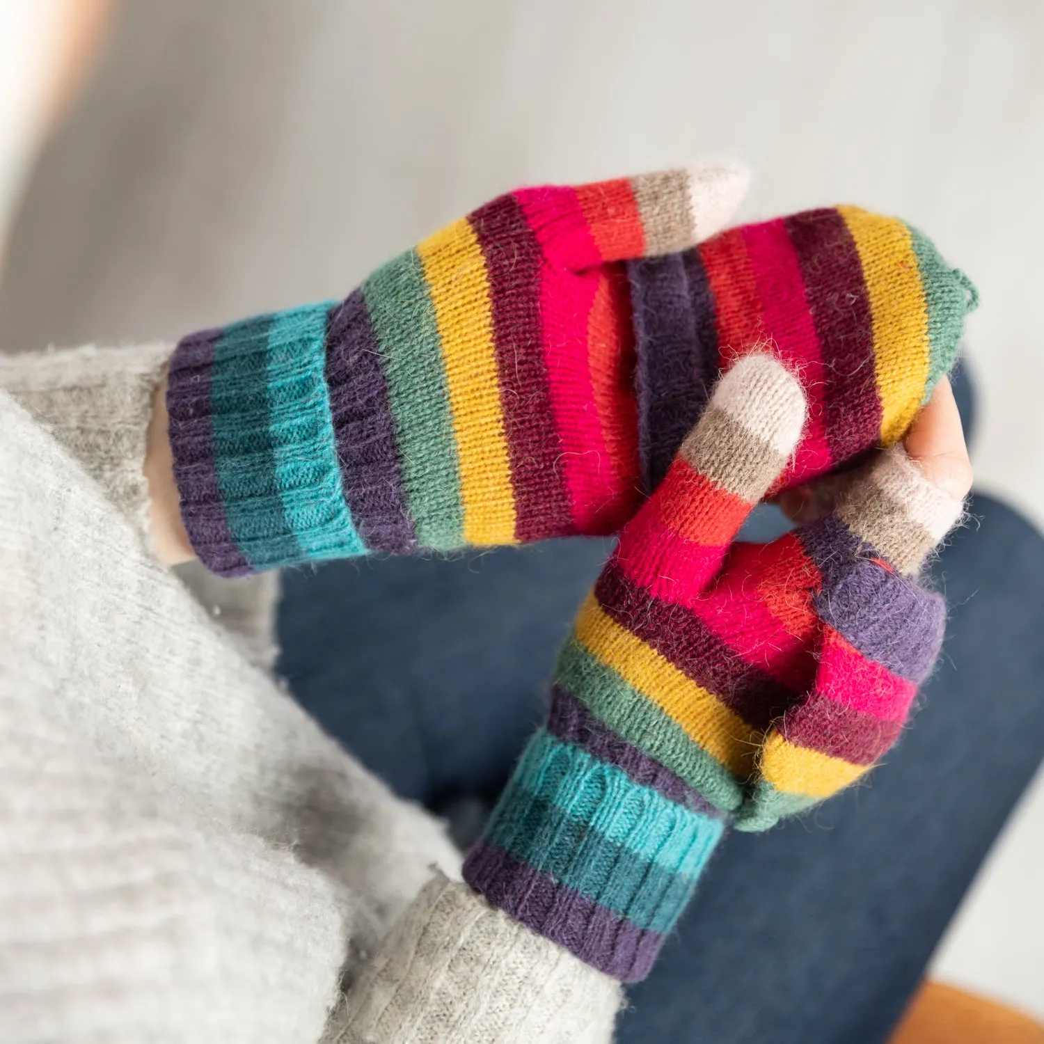 Rainbow Stripe Knit Gloves